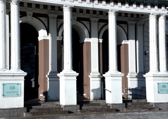 Rīgas domē nomainīsies aptuveni divas trešdaļas deputātu