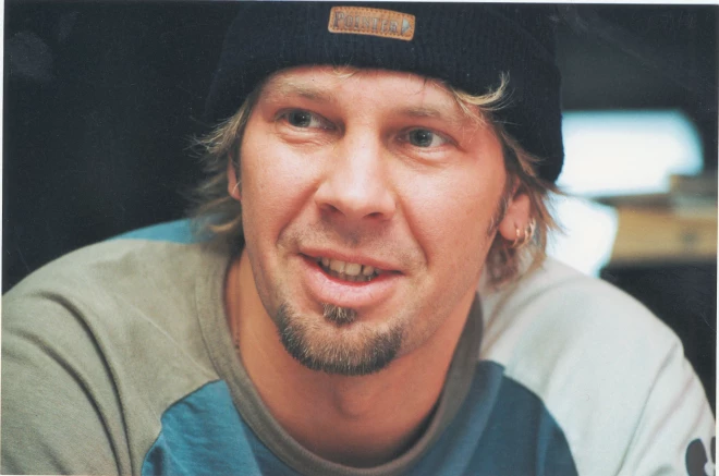 Jaunībā Artis Dzērve atpazīstamību guva, piedaloties TV realitātes šovā.