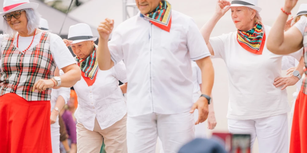 Festivāls “Zelta ritmi” un aktivitātes tajā ir pieejamas bez maksas. 