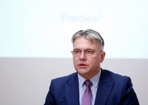 Tiesībsargs Juris Jansons piedalās preses konferencē "Tiesības dzīvot sabiedrībā: deinstitucionālizācijas procesa un valsts sociālās aprūpes centru realitāte".