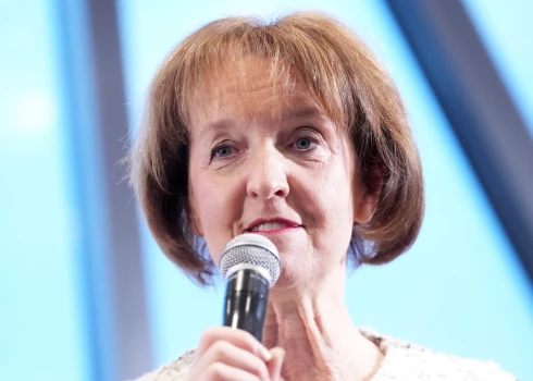 VDAA darbu pārraugošā ministre Bērziņa pirmdien paziņoja, ka saistībā ar nedienām vēlēšanās no amata atstādinās VDAA direktoru Jorenu Liopu.