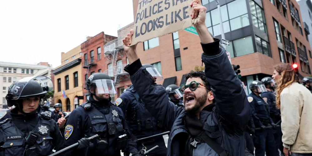 Protestētāju sadursmes ar policiju un Trampa iesūtīto Nacionālo gvardi notiek arī Sanfrancisko