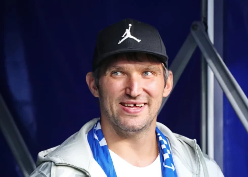 В 2017 году Овечкин создал «Команду Путина» (Putin Team) — общественное движение в поддержку Владимира Путина.