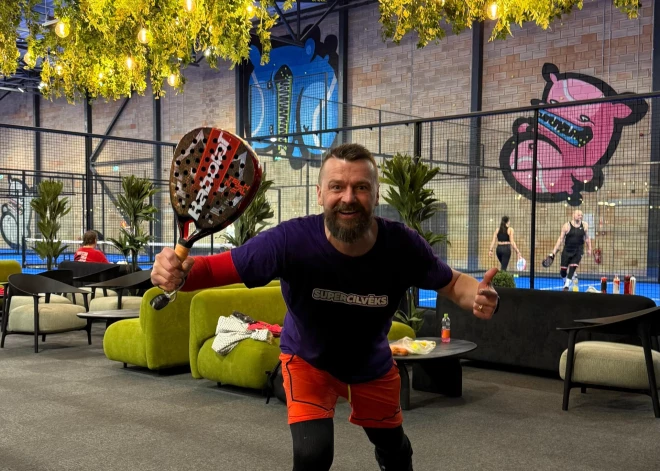 Armands Simsons nonācis uz operāciju galda