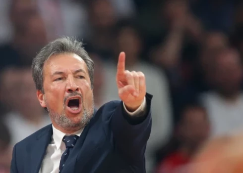 Lukas Banki vadītā "Anadolu Efes" mājās ar 94:87 pārspēja Stambulas "Besiktas".