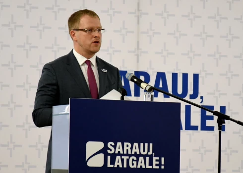 Партия действующего мэра Даугавпилса Андрея Элксниньша Sarauj, Latgale! добилась доминирующего результата на муниципальных выборах 2025 года.