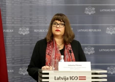 Ierēdņa darbs ir jāprot: Jolanta Plūme un viņas vīrs Kaspars Plūme ierēdņu darbos Finanšu ministrijā un citviet nopelnījuši sapņainas summas