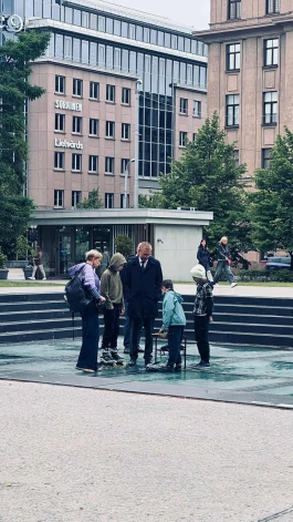 Zēnu performanci vēroja arī Valsts prezidents Edgars Rinkēvičs.