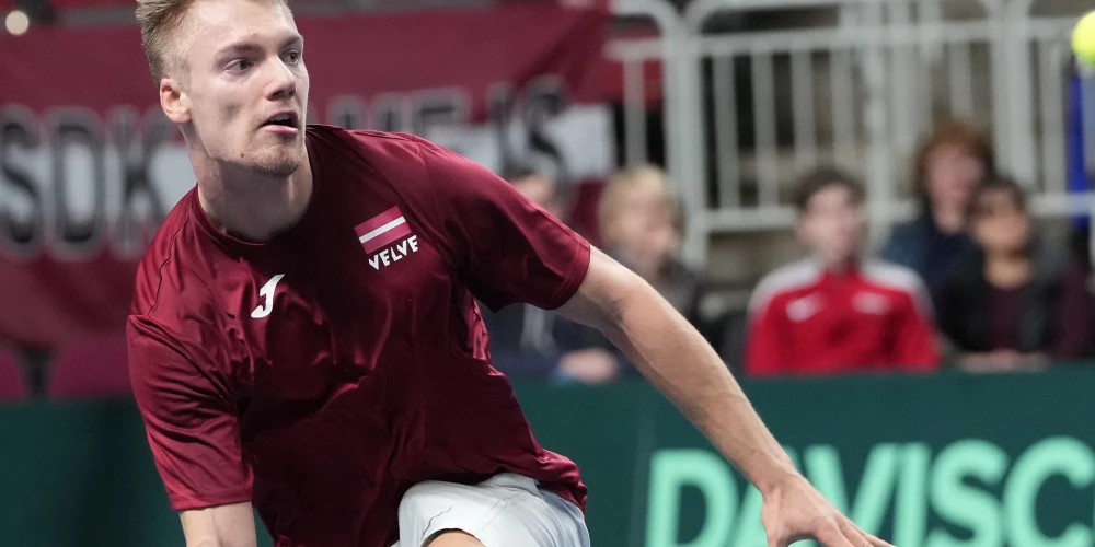 Roberts Štrombahs palīdzējis Deivisa kausa trešās grupas turnīru uzsākt ar panākumiem.
