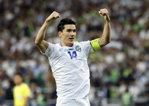 Eldors Šamurodovs Uzbekistānas izlases labā guvis jau 42 vārtus, pēdējie divi no tiem mačā pret Kataru.