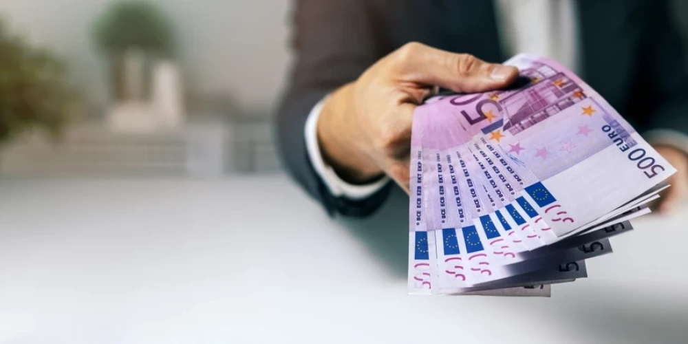 Вам деньги не нужны?