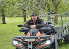 Ciemos pie Pētera Novičenoka - tiesneša, kurš brīvajā laikā sadzīvo ar bitēm