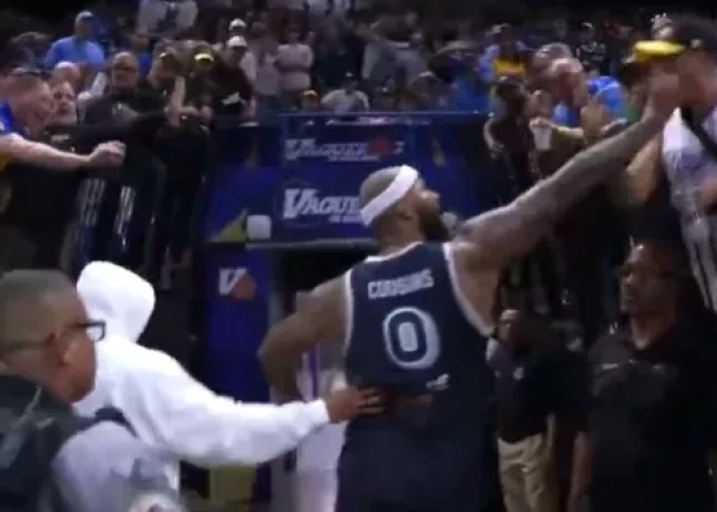 VIDEO: bijušajam NBA sliktajam zēnam rāda vidējos pirkstus, met dzērienus un diskvalificē no Puertoriko līgas