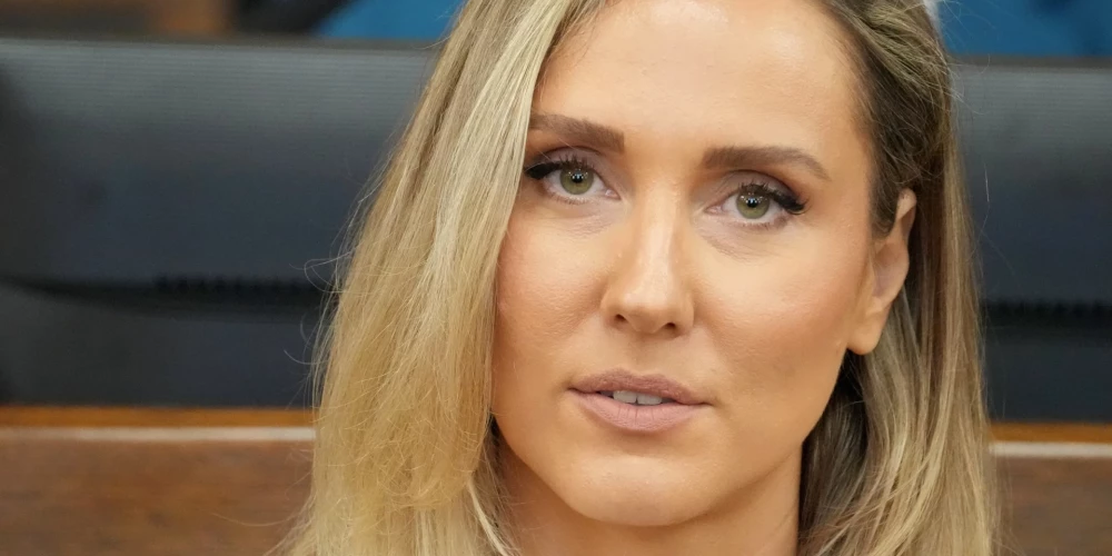 Maija Armaņeva Saeimas sēdē.