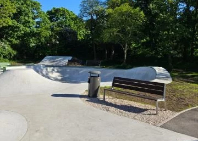 В эти выходные в Вецмилгрависе откроется новый скейт-парк