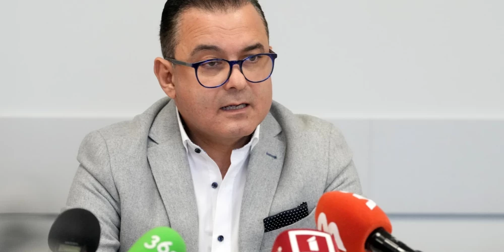 Veselības ministrs Hosams Abu Meri.