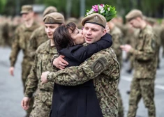 FOTO: svinīgā ceremonijā 436 jaunie karavīri noslēdz Valsts aizsardzības dienestu
