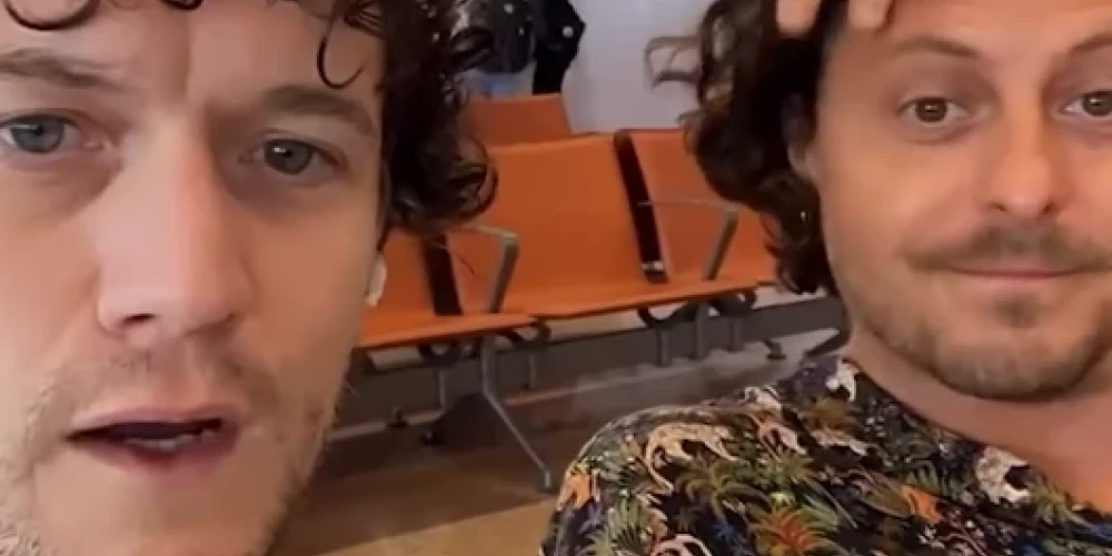 Fiongals un Džeimijs Grīnlo-Meeks savā pēdējā video neslēpa prieku par atgriešanos mājās.