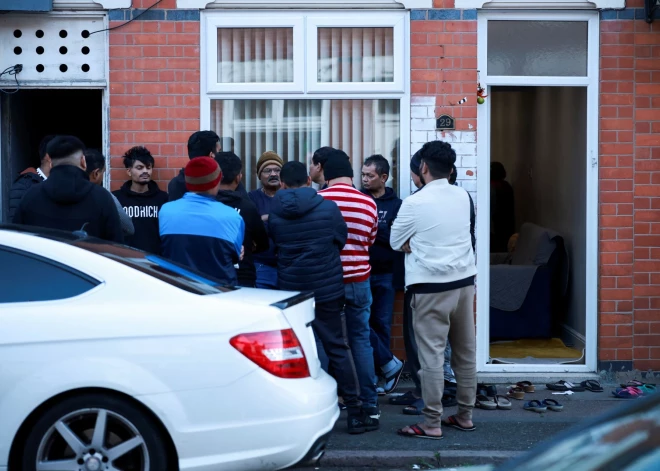 “Kur ir mans brālis?” “Air India” katastrofā izdzīvojušā tuvinieki atklāj pirmo telefonsarunu ar vīrieti