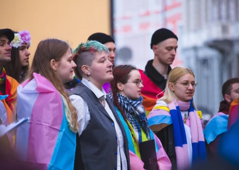 Pasākuma rīkotāji informē, ka protesta laikā tiks prezentēts ziņojums ar datiem un rekomendācijām, kas kalpos gan kā spogulis pašai kvīru kopienai, gan kā rīcības plāns politiķiem.