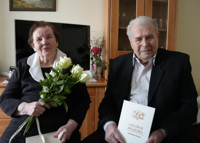 Valmierieši Uldis un Valija Šuvcāni nosvin Briljanta kāzas jeb 70 gadus laulībā