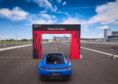 FOTO: visi niknākie "Porsche" vienuviet! Jauns.lv dodas trasē, lai izbaudītu gada vērtīgākā luksusa zīmola automobiļus