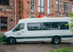 Saulkrastu novadā iegādāts jauns elektroautobuss skolēnu pārvadāšanai. Projekta izmaksas sastāda 308 274 eiro