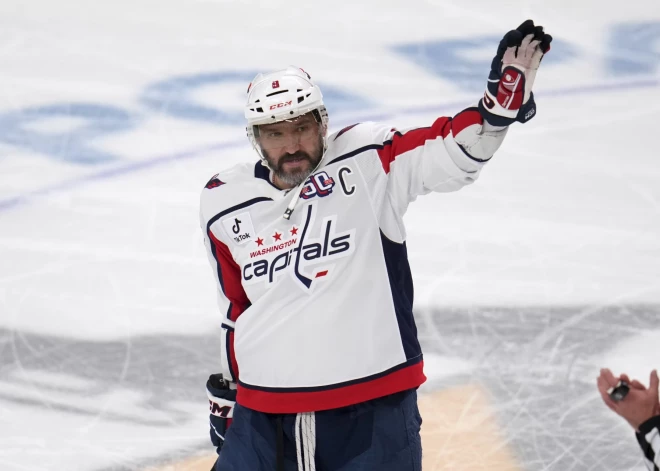 NHL visu laiku labākais vārtu guvējs Aleksandrs Ovečkins iekļauts Ukrainas kara noziedznieku sarakstos