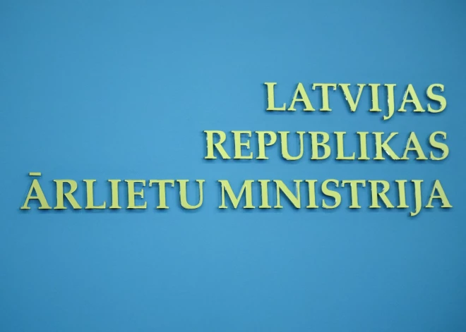 "Paziņo par grūtniecību un zaudē darbu" – darbiniece iesūdzējusi ĀM tiesā par diskrimināciju dzimuma dēļ