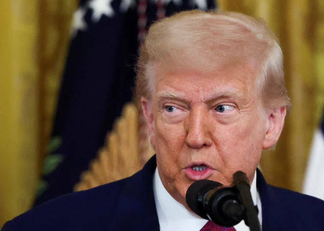 Medijs: Tramps ceturtdien vairākkārt runājis ar Netanjahu, tostarp pirms Izraēla veica triecienus