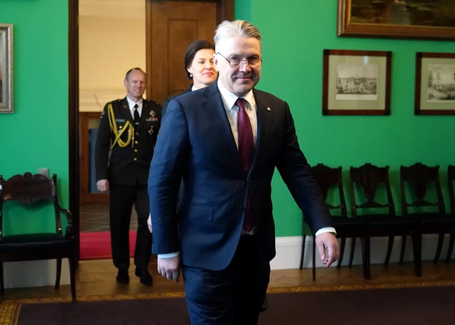 Tiesībsargs Juris Jansons tomēr pārdomā un nolemj demisionēt