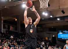  Mareks Mejeris kļūst par Rumānijas čempionu basketbolā