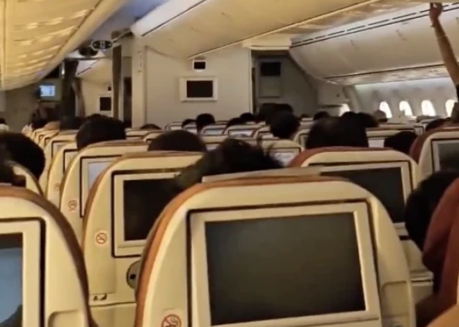 "Nekas nedarbojas," "Air India" pasažieris parādījis video no lidmašīnas dažas stundas pirms katastrofas