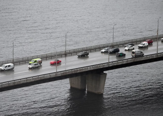 Plāno stingrāk vērsties pret autovadītājiem par atļautā ātruma pārsniegšanu, telefona lietošanu braucot un citiem pārkāpumiem
