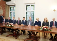 Rīgas domes jaunās koalīcijas amati: apdalīta jūtas vien "Jaunā Vienotība"