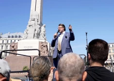 Протест, организованный партией "Латвия на первом месте", у Памятника Свободы в Риге.