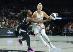 Kitijai Laksai nozīmīgs spēles laiks Fīniksas "Mercury" uzvarā WNBA