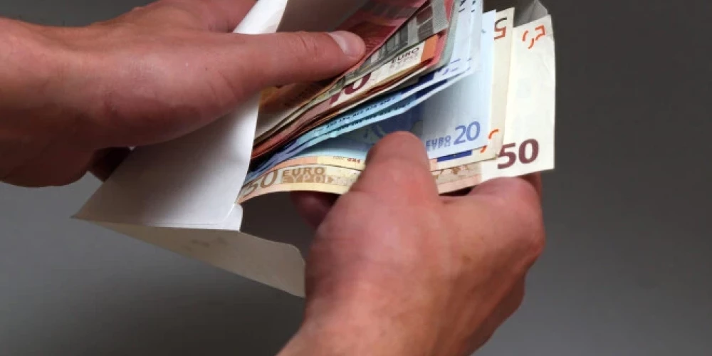 Ēnu ekonomikas un nodokļu nemaksāšanas apmērs valstī ir mazinājies.