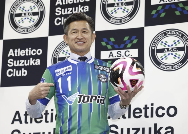 Pasaulē vecākais profesionālais futbolists negrasās apstāties pie 40. sezonas sportā