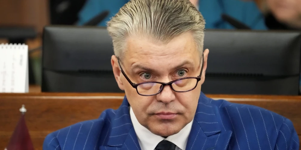 Tiesībsarga Jura Jansona pilnvaru termiņš tiesībsarga amatā beigtos nākamā gada martā.