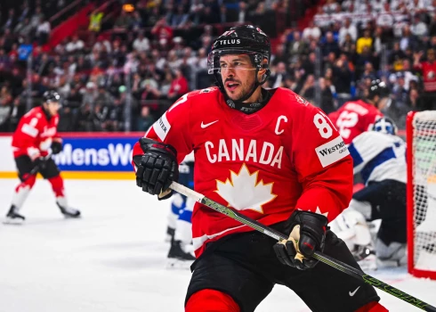 Kanādiešiem talkā dosies "Triple Gold" kluba spēlētājs Pitsburgas "Penguins" uzbrucējs Sidnijs Krosbijs.