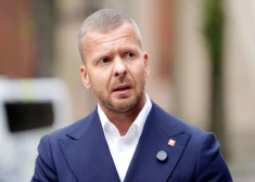 “Ietaupīšu naudu” – Aleksejam Rosļikovam piemērots liegums izbraukt no valsts