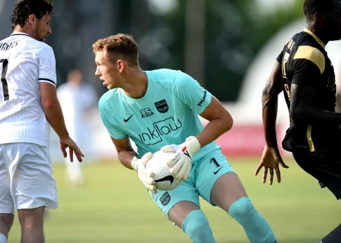 Latvijas futbola vārtsargs Rihards Matrevics.