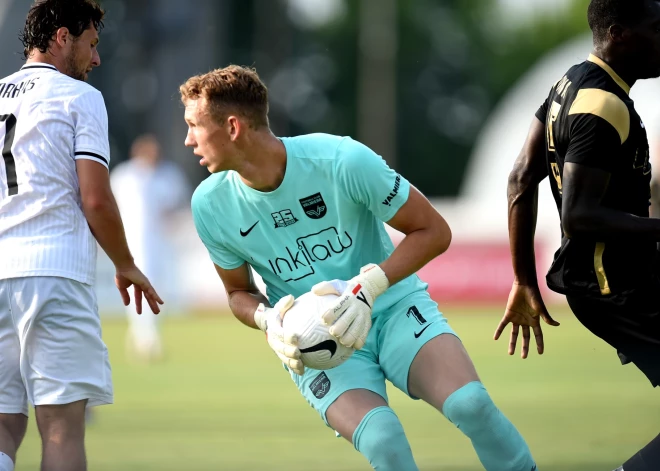 Latvijas futbola vārtsargs Rihards Matrevics turpinās karjeru Čehijā, pievienojoties Prāgas "Dukla"