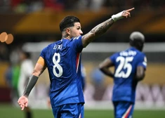 "Chelsea" futbolisti FIFA Klubu pasaules kausā pārspēj "Los Angeles", Žirū iesaistās otrajā puslaikā