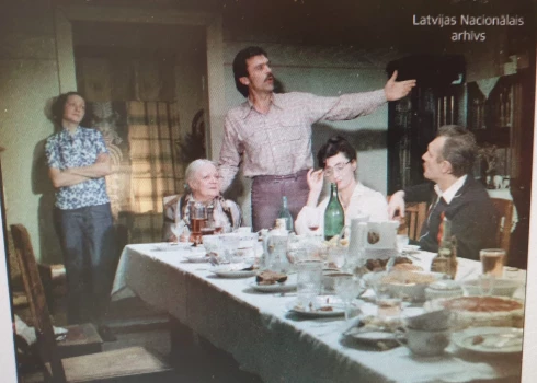 Giluču Jāzeps filmā "Limuzīns Jāņu nakts krāsā" ir viena no spilgtākajām Romualda Ancāna lomām.