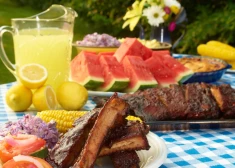 Kā līgot bez pārēšanās: Gastroenterologa ieteikumi