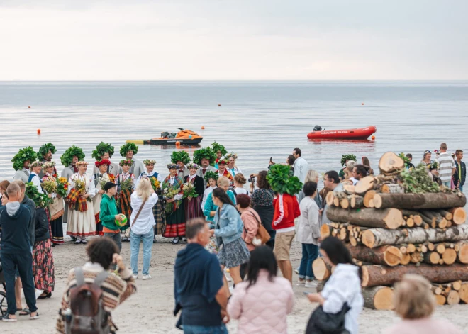 Jūrmala aicina svinēt Līgo pie jūras – ar uguni, mūziku un senām tradīcijām