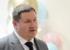 Vēlēs Ogres novada domes priekšsēdētāju; vairāki domē ievēlētie deputāti noraida sarunas ar pašreizējo mēru Helmani