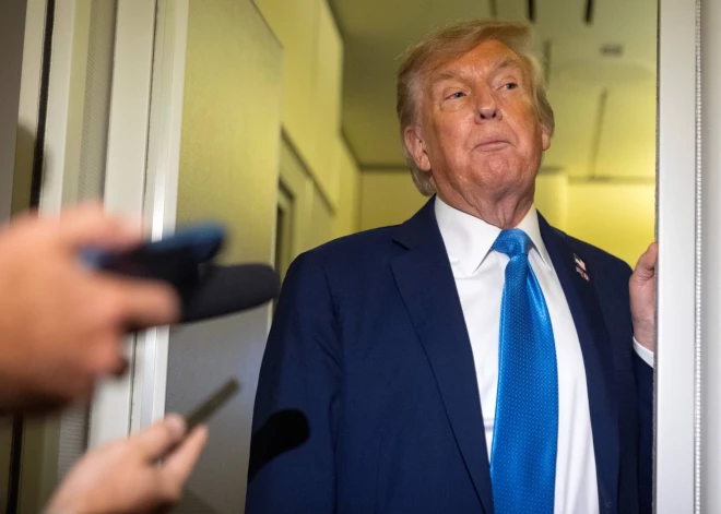 Tramps apsver Irānas bombardēšanu: "Tai ir lielas nepatikšanas"